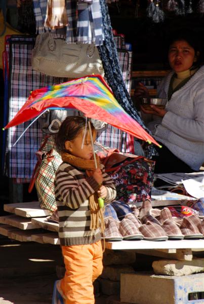 Play with umbrella