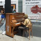 Play yourself...Strassenmusik mit Klavier