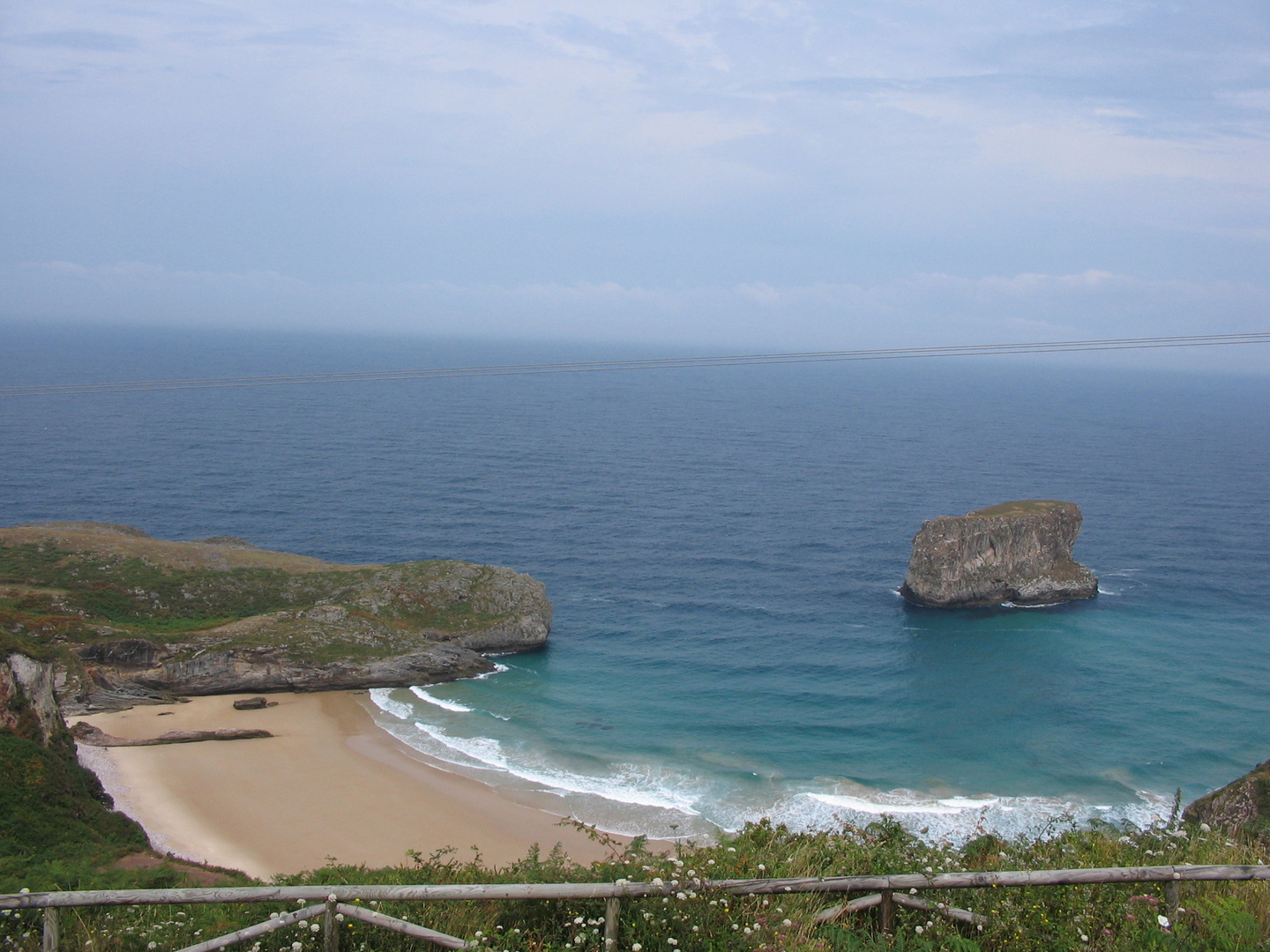 Playa de Ballota en Andrín (Llanes)