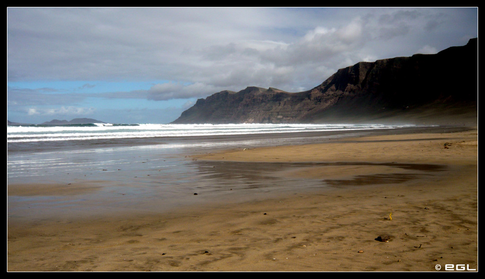 Playa de Famara (Lanzarote)