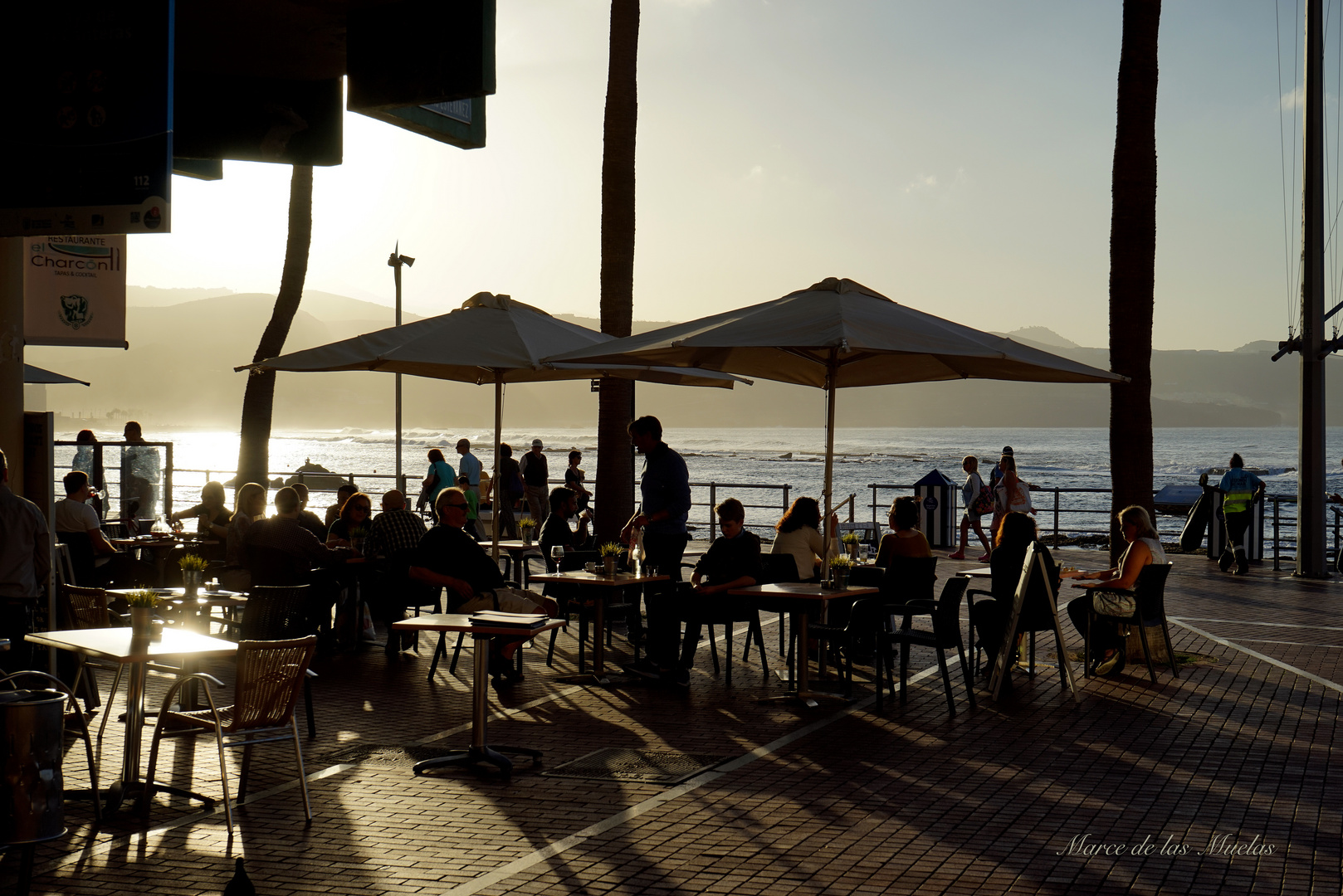 ...Playa de las Canteras 4...en BN.