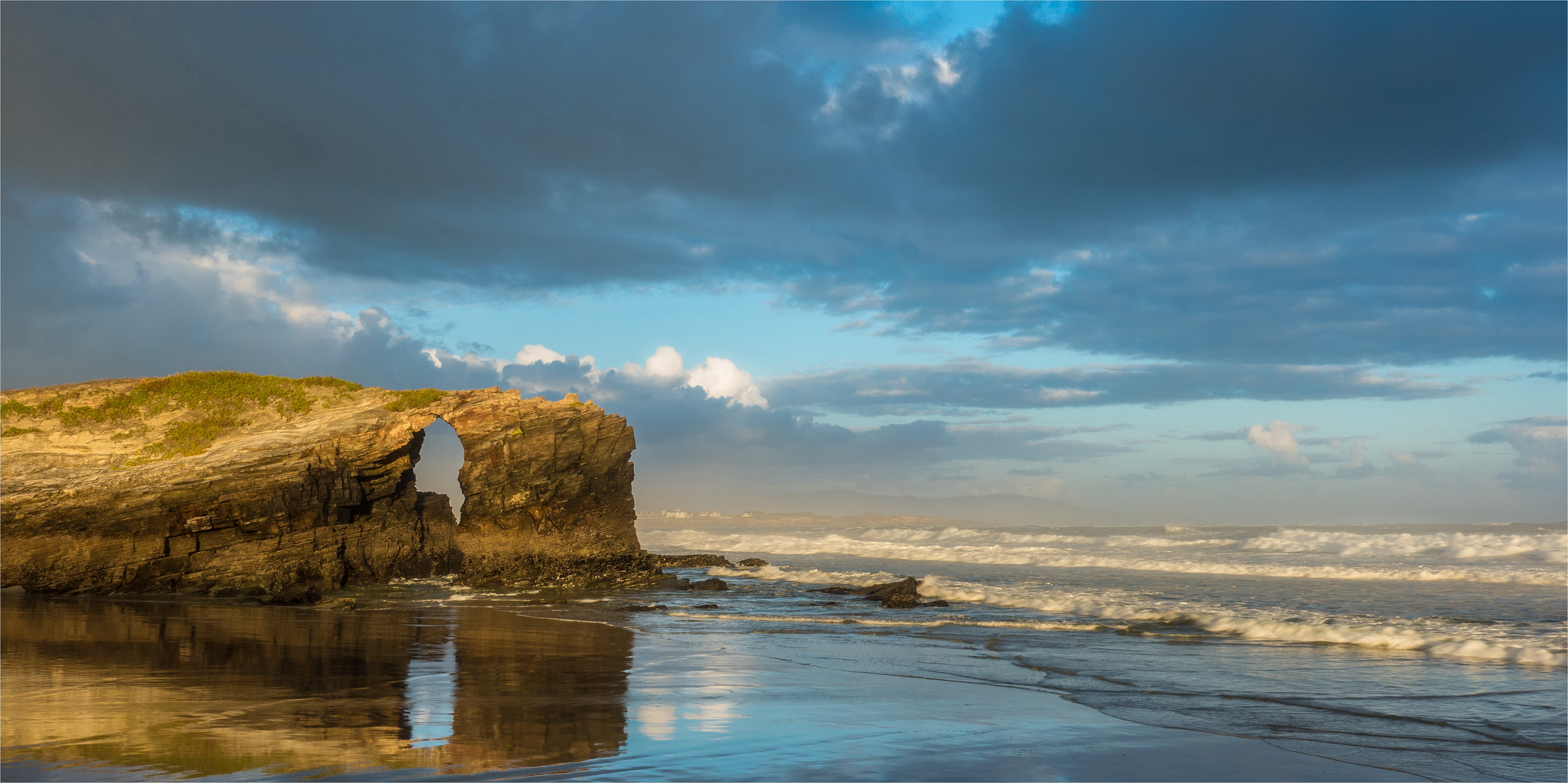 Playa de las Catedrales