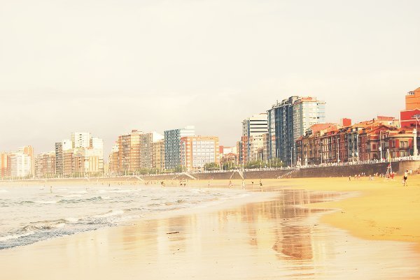 Playa de San Lorenzo. Gijón.