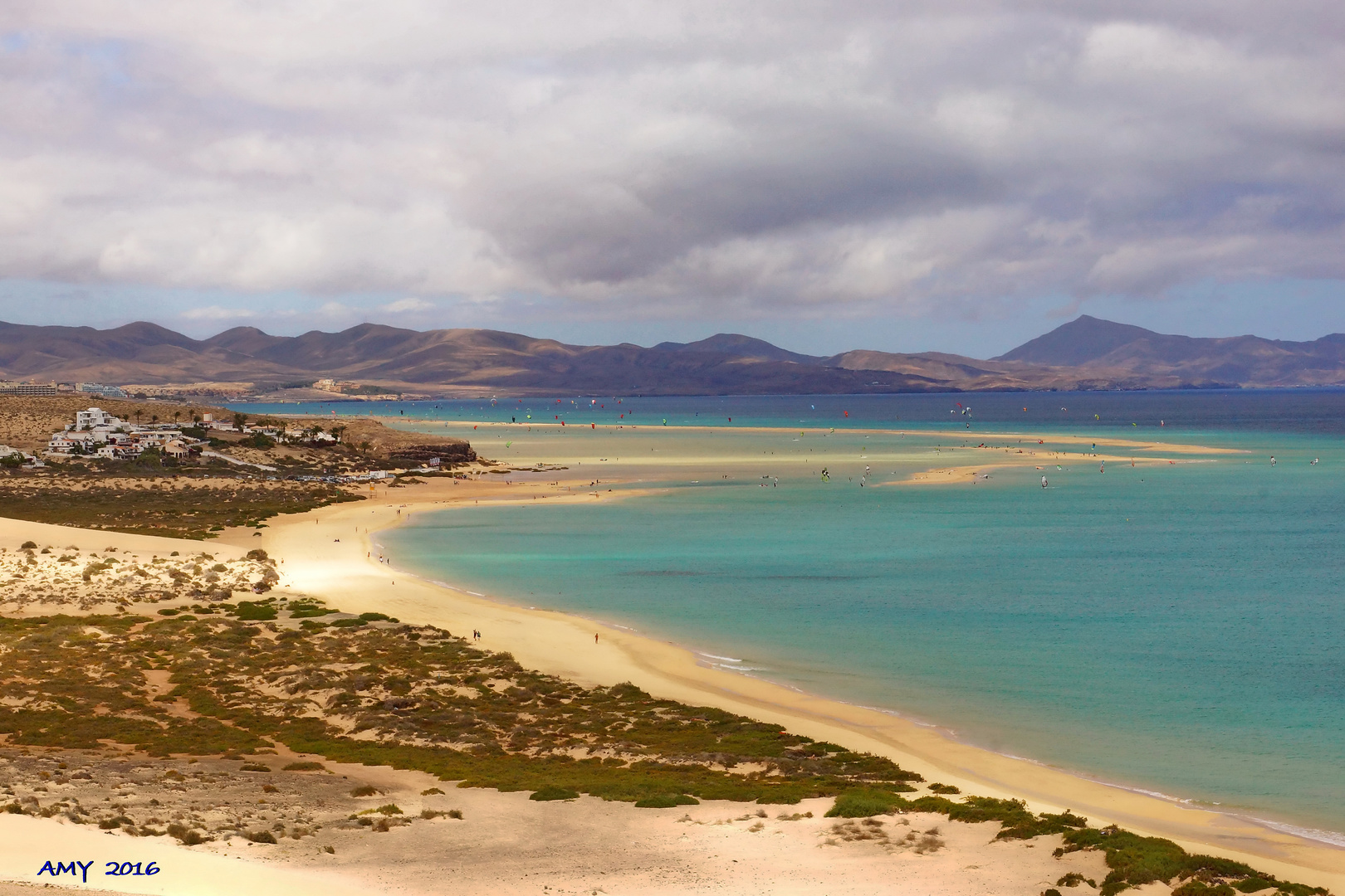 PLAYA DE SOTAVENTO (FUERTEVENTURA).Dedicada a JOCHEN BRABAND.