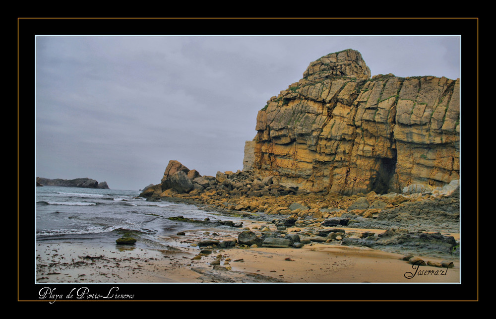 PLAYA PORTIO-LIENCRES ( CANTABRIA )