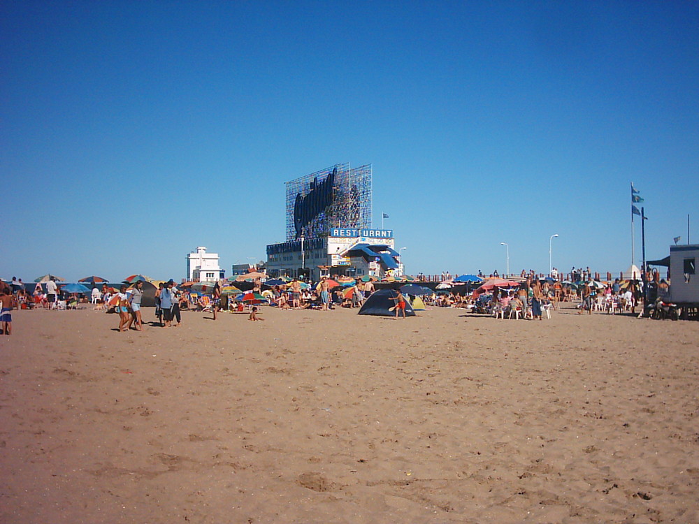 playa Punta Iglesia ( mar del Plata ) Argentina