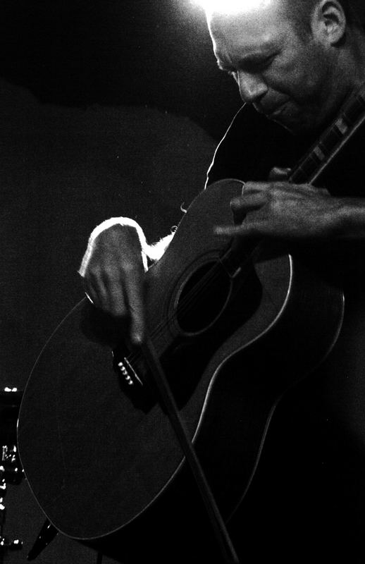 Playing guitar; Moers Festival 2005