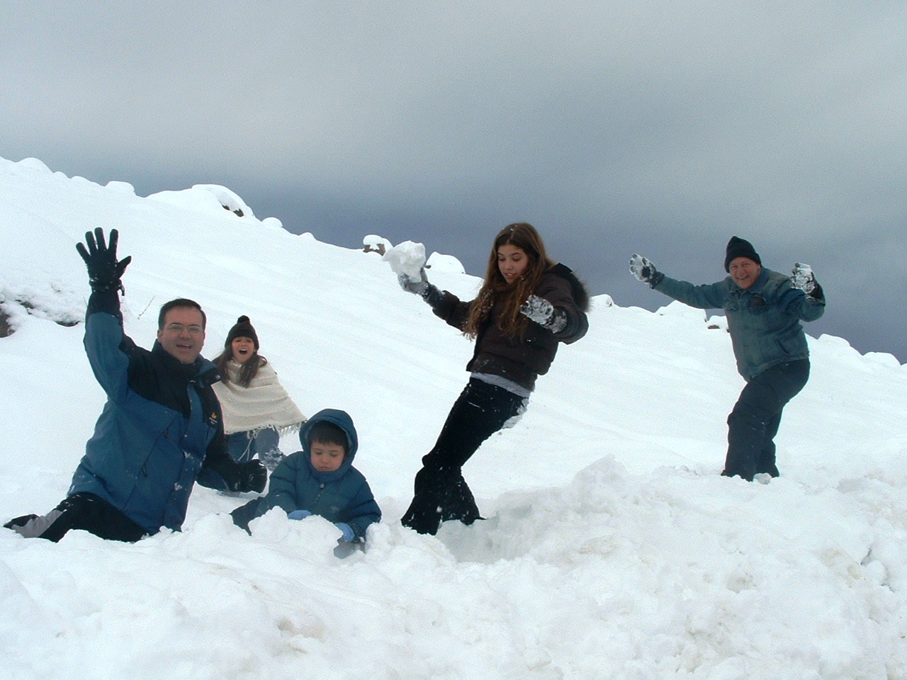 Playing with snow at Valle Nevado