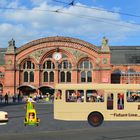 Playmobil im Wiking Bus am Hauptbahnhof