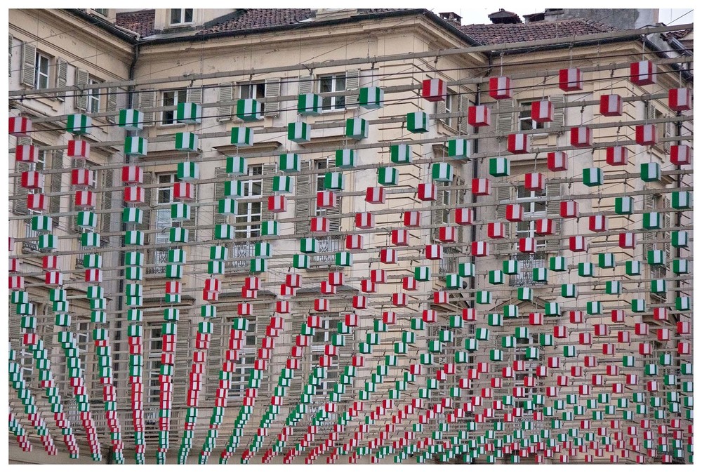 Plaza de Colores (Turin)