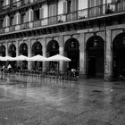 Plaza de la Constitución in der Altstadt von San Sebastian