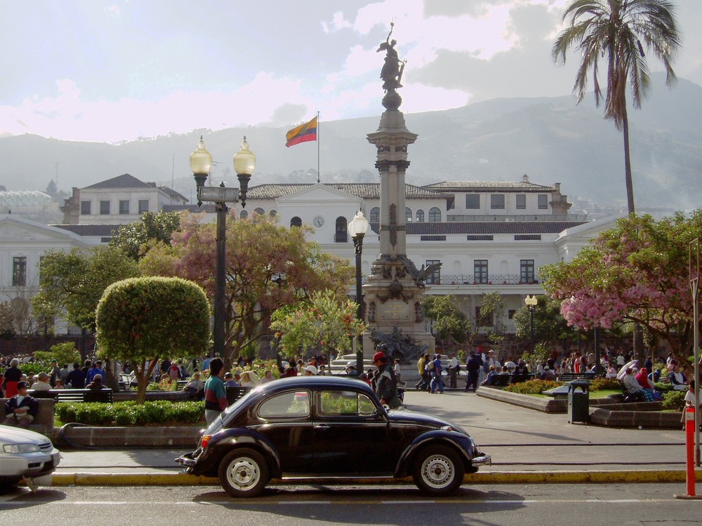 plaza de la Independencia Quito ecuador