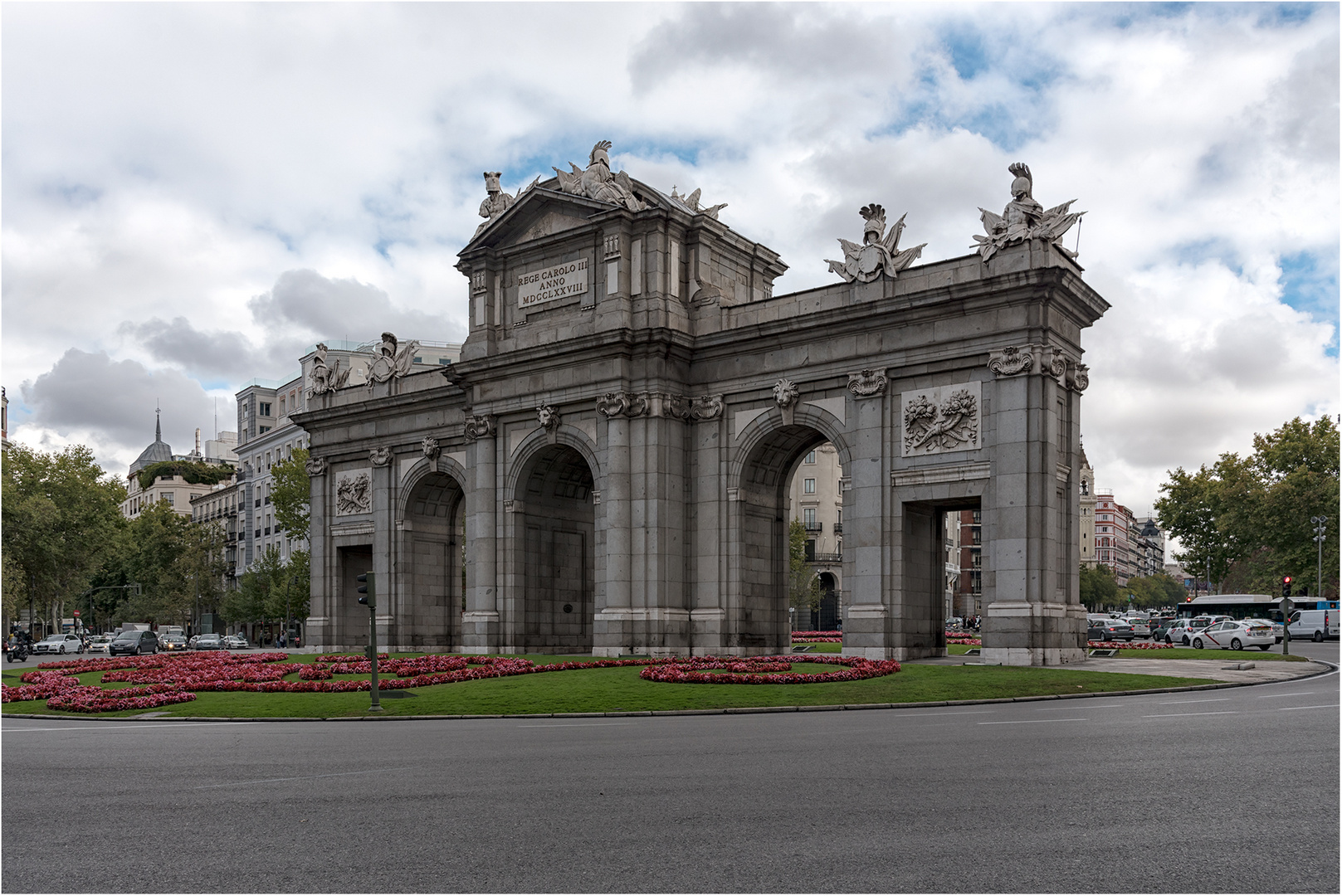 Plaza de la Independencia y Alcalá