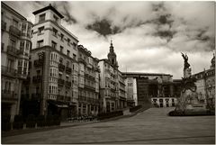 Plaza de la Virgen Blanca