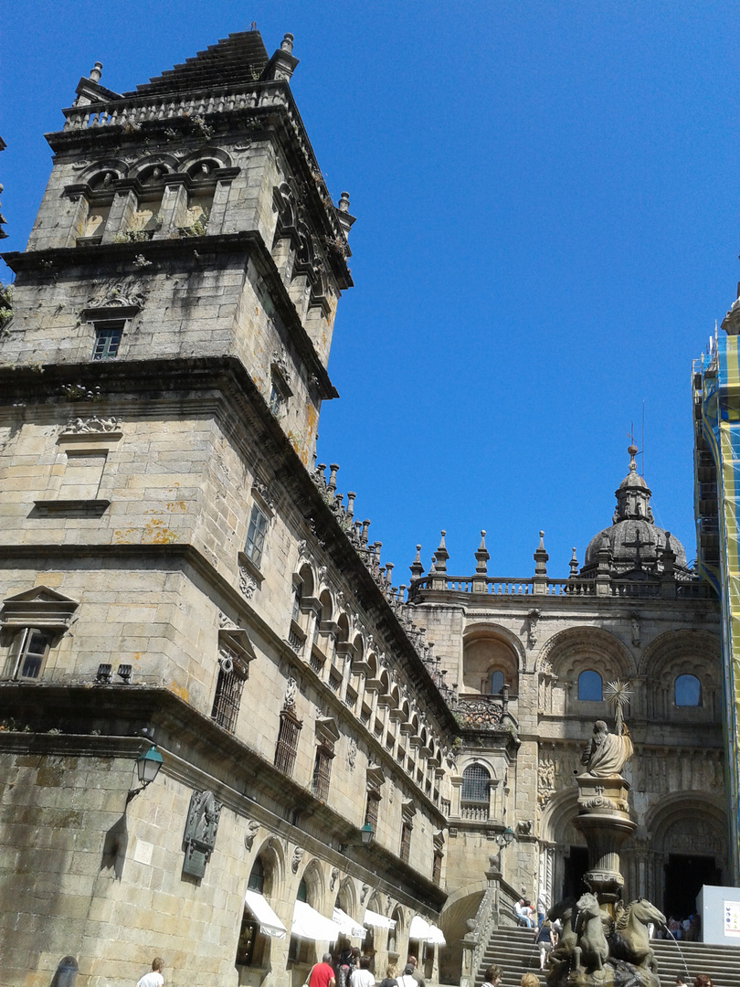 PLAZA DE LAS PLATERIAS