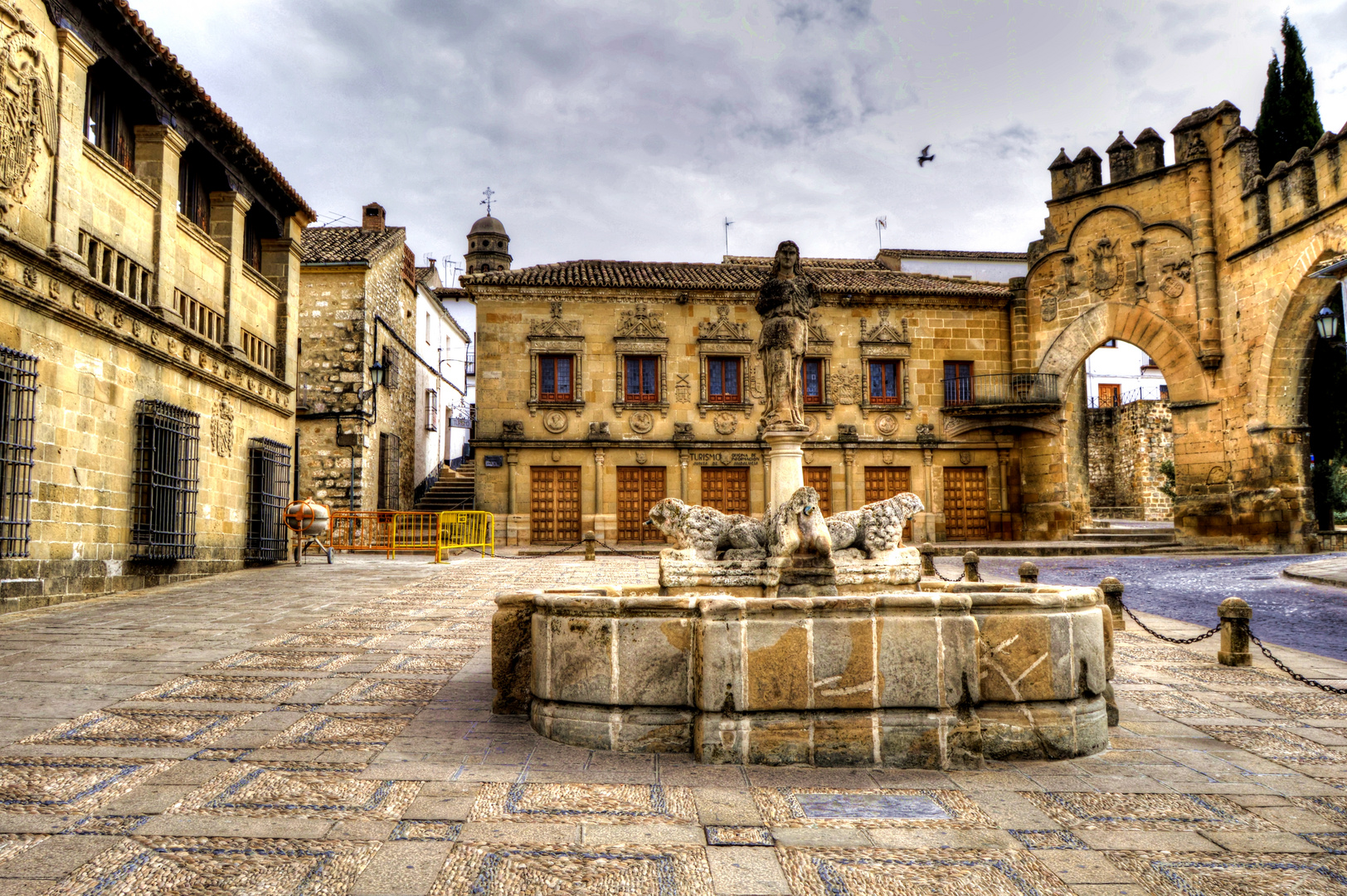 plaza de los leones (baeza)