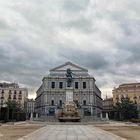 ...Plaza de Oriente...