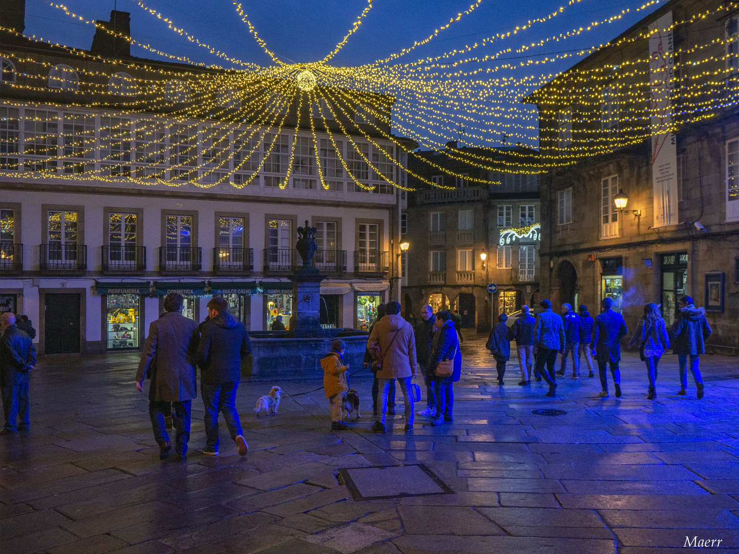 Plaza del Toral en fiestas navideñas.