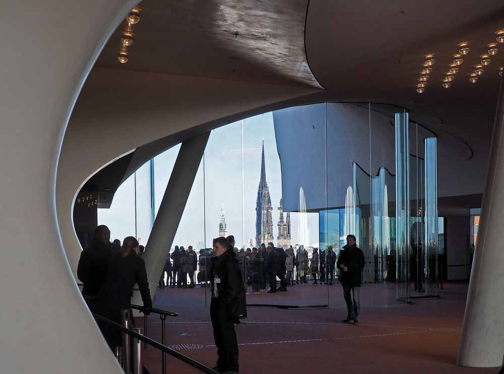 Plaza der Elbphilharmonie