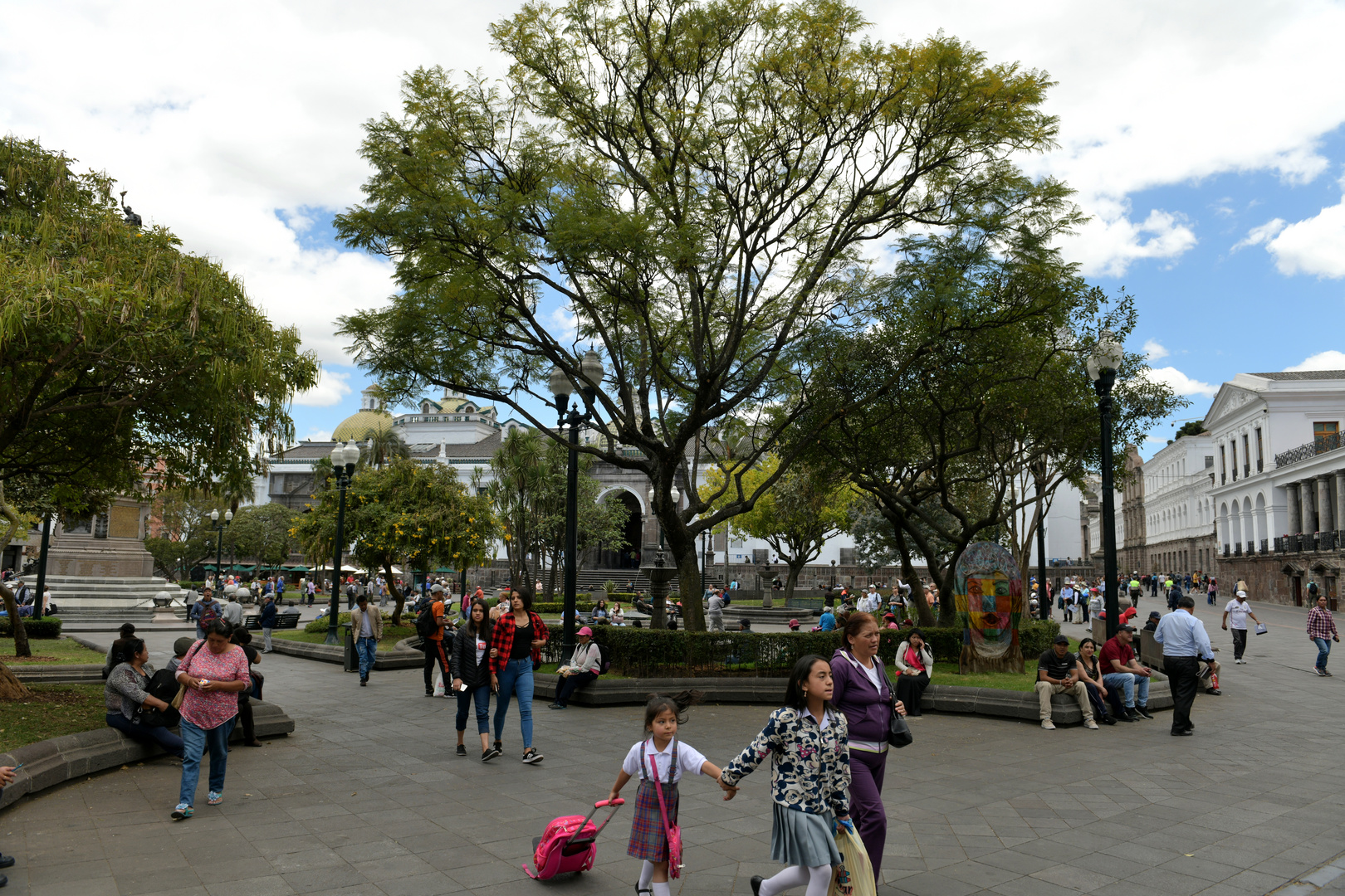 Plaza Grande 2