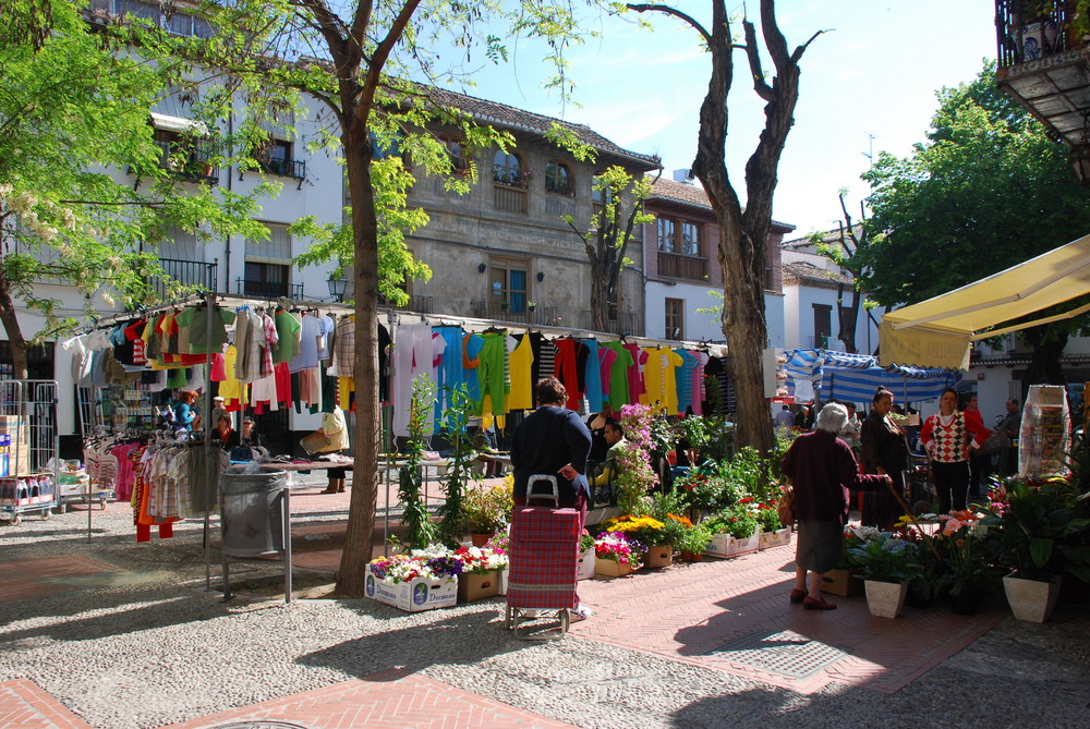 Plaza Larga del Albayzín - Granada