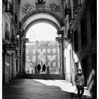 Plaza Mayor de Madrid (una de las entradas)