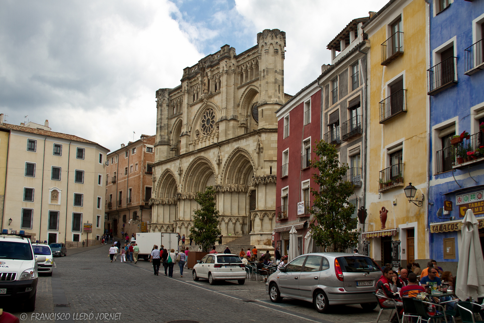 Plaza Mayor y Catedral de Cuenca.