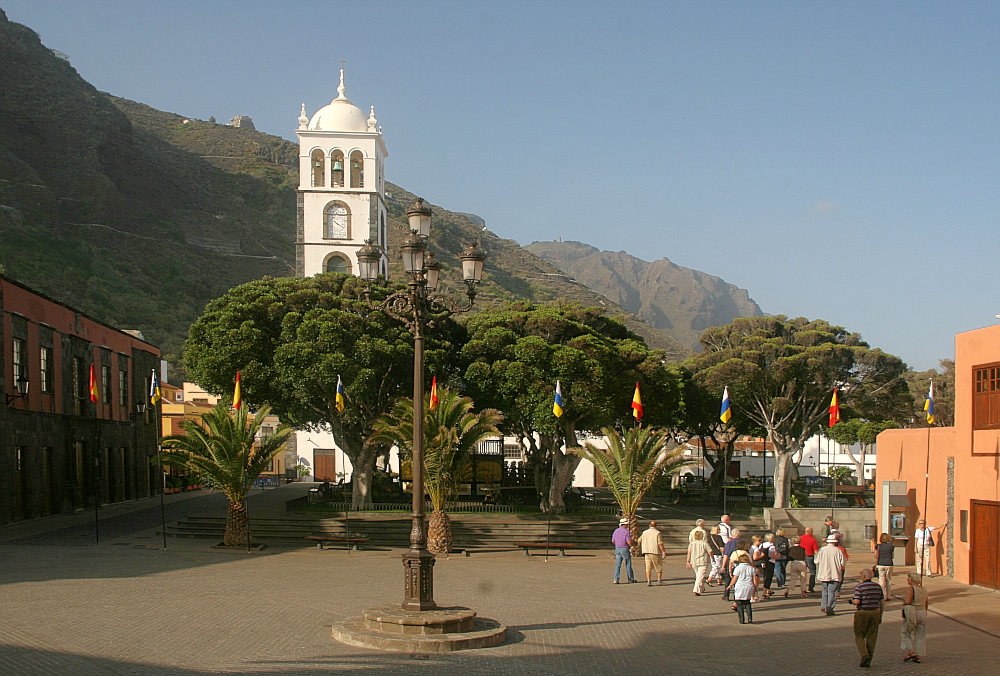 Plaza und Kirche in Garachico