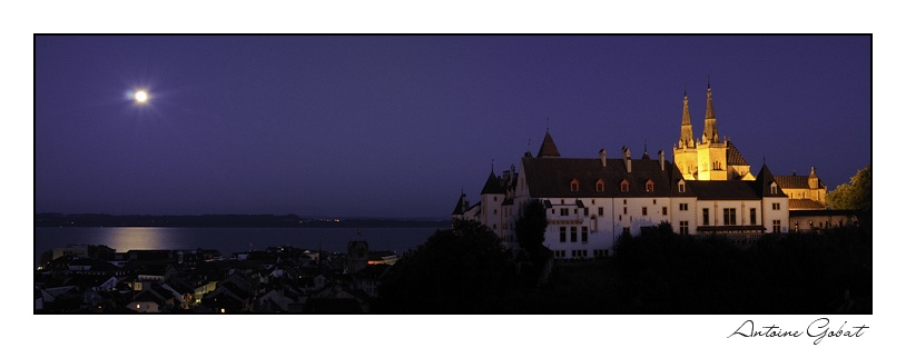 Pleine lune sur Neuchâtel