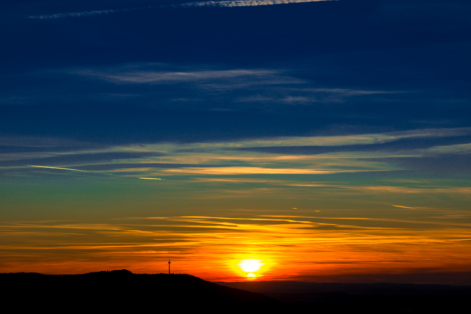 Plettenbergturm im Sonnenuntergang