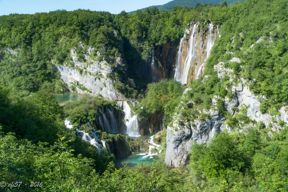 Plitvicer Seen - Grosser Wasserfall mit Umgebung