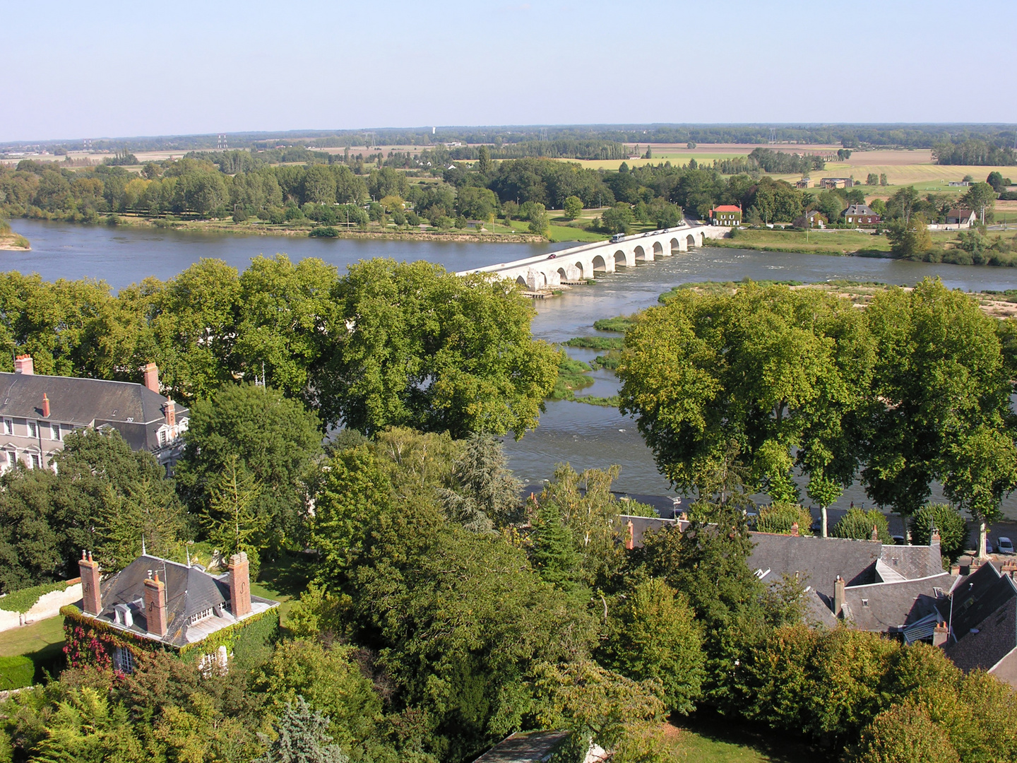 Plongée sur Beaugency