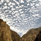 Pluie de cirrocumulus dans les gorges de l'Hindus