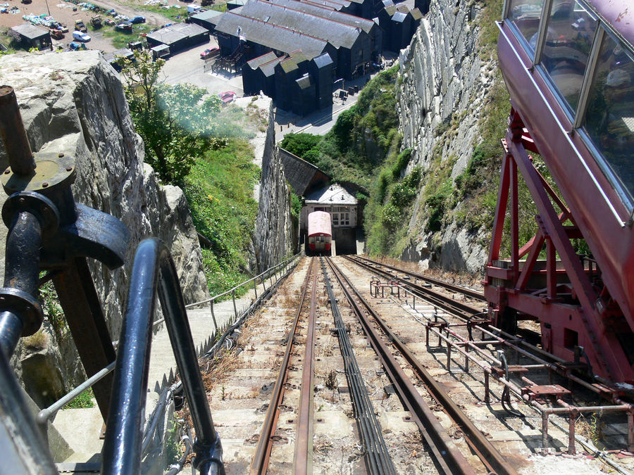 Plus dure sera la chute ! : HASTING ENGLAND