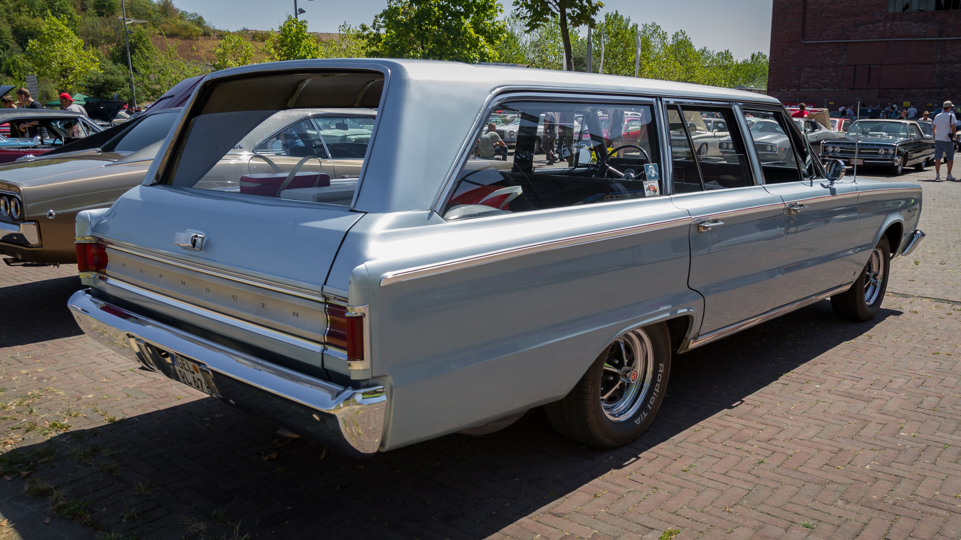 Plymouth Belvedere