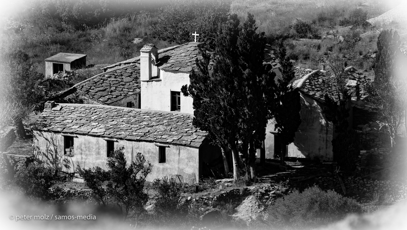 _PMZ7525-20170701-Ikaria_west_coast_monastery_evangelistria_1400px