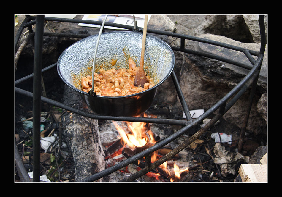 Pörcölt: Das was wir hier Gulasch nennen