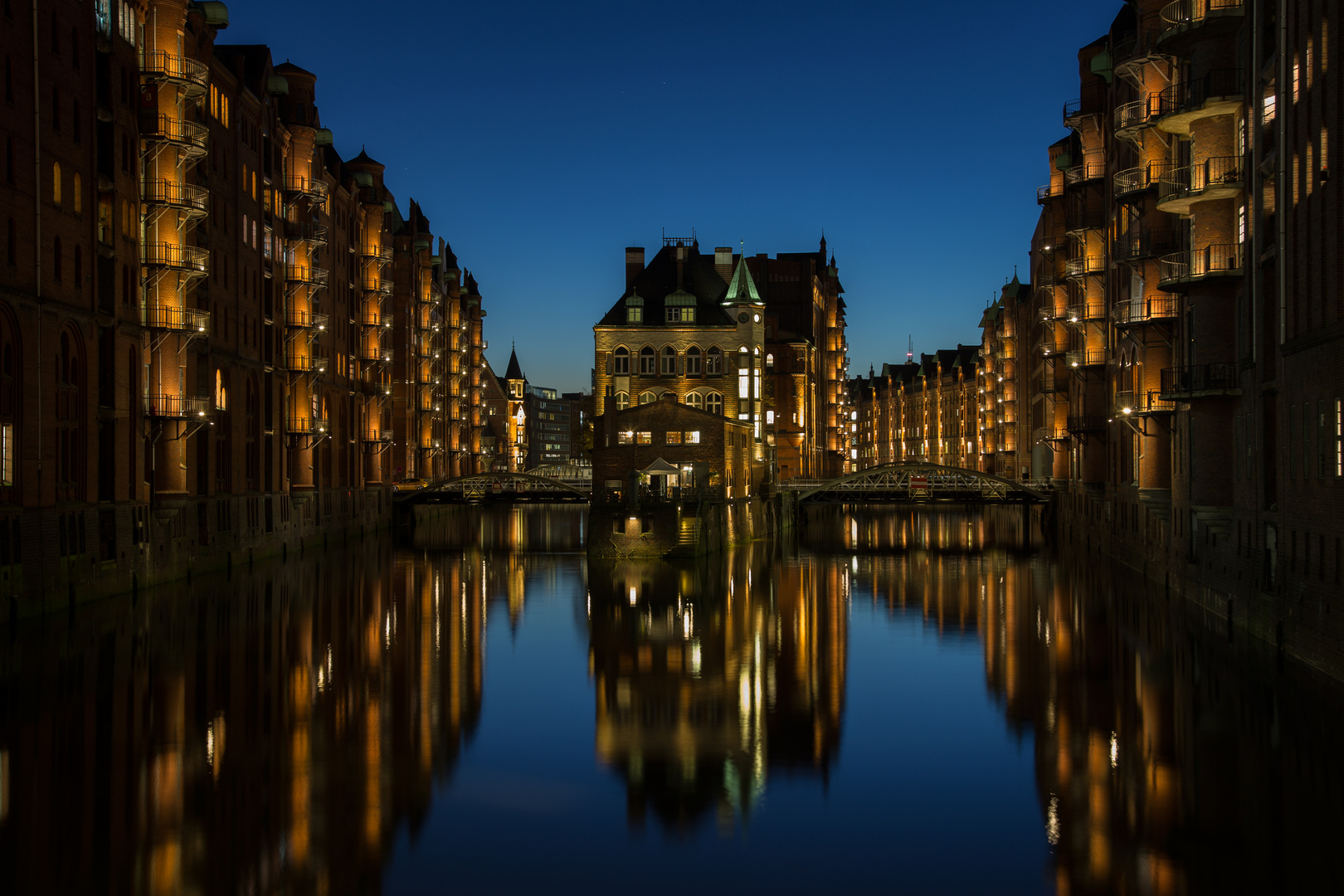 POGGENMÜHLENBRÜCKE Hamburg