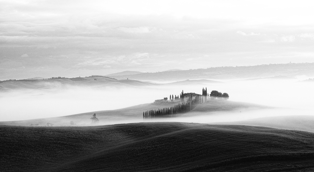 " Poggio Covili im Morgennebel "