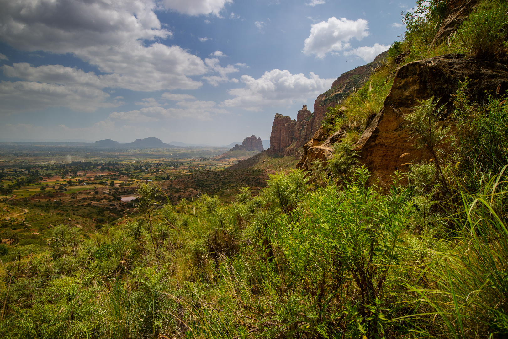 Point de vue sur les montagnes de Gueralta.