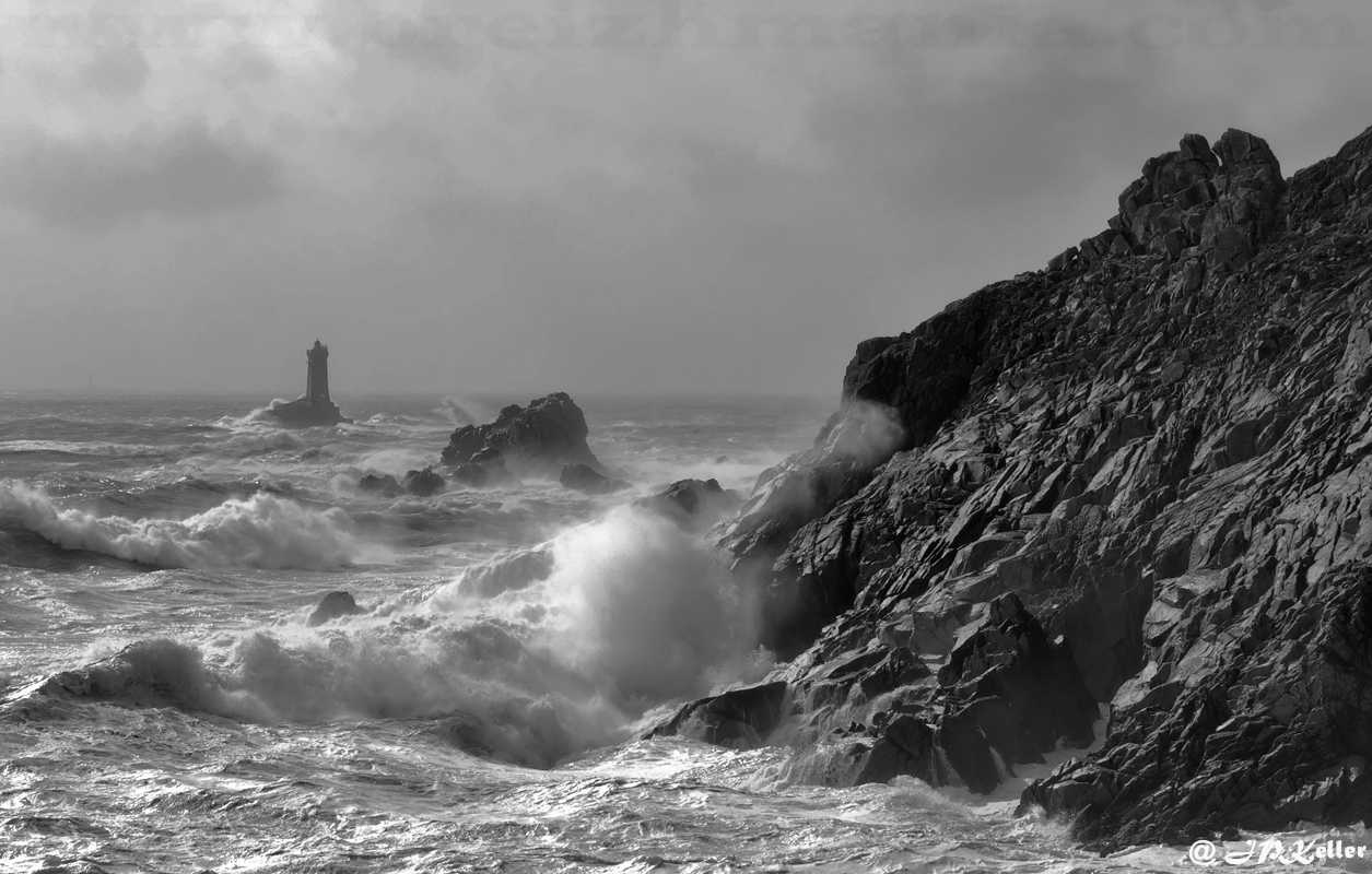 POINTE DU RAZ PHARE DE LA VIEILLE Old Lighthouse in Brittany photo