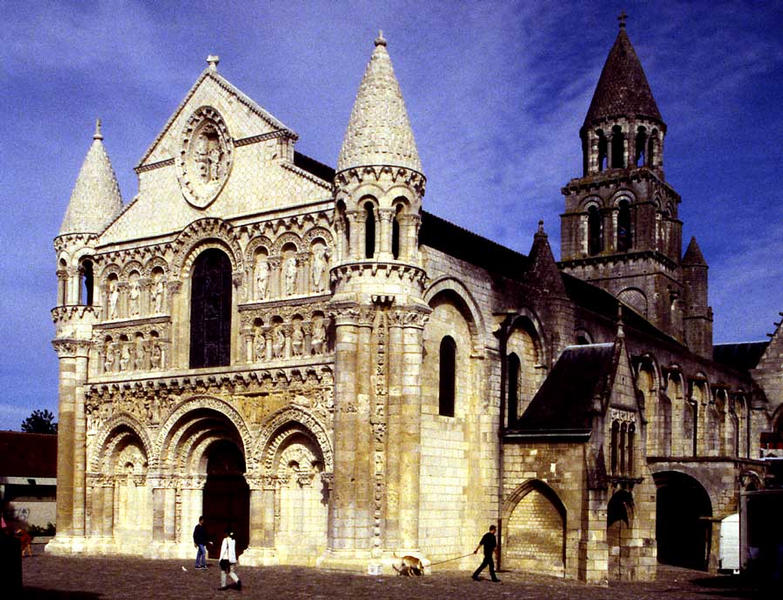 Poitiers: Kathedrale Notre-Dame-la-Grande