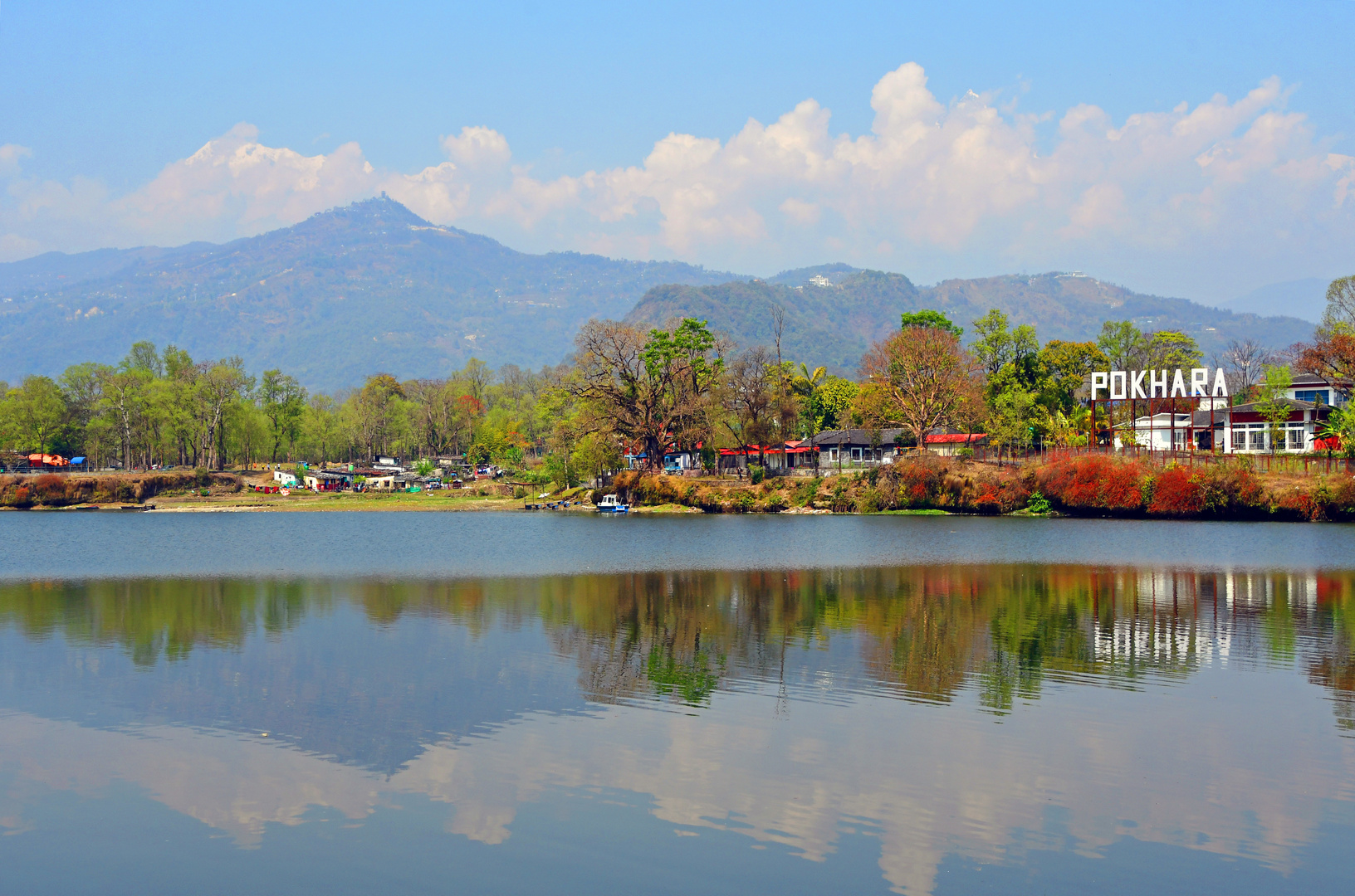 Pokhara, Blick über den Phewa See