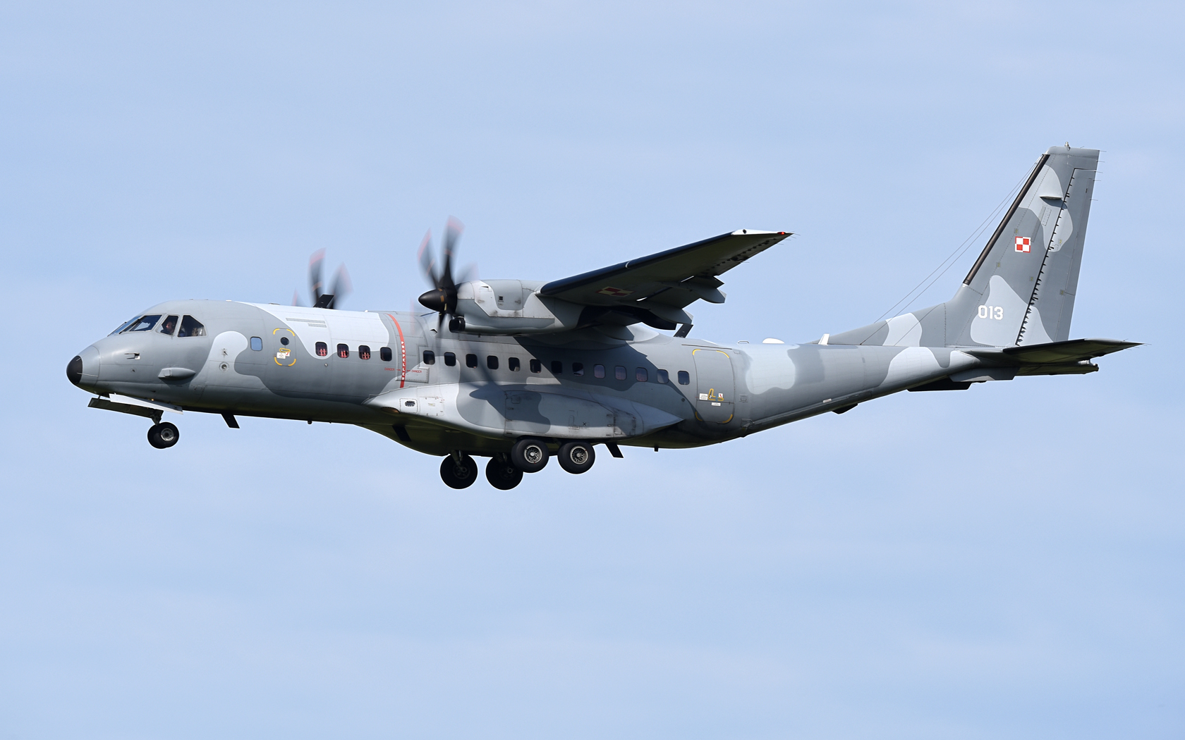 Poland - Air Force Casa C-295M 013