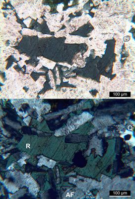 Polarisationsmikroskopie: Ailsyt (quarzarmer Paisanit) von Schottland