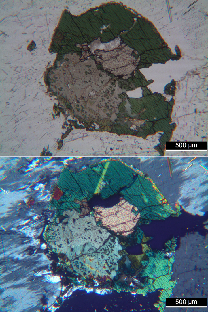 Polarisationsmikroskopie: Elaeolithsyenit von der Kola-Halbinsel