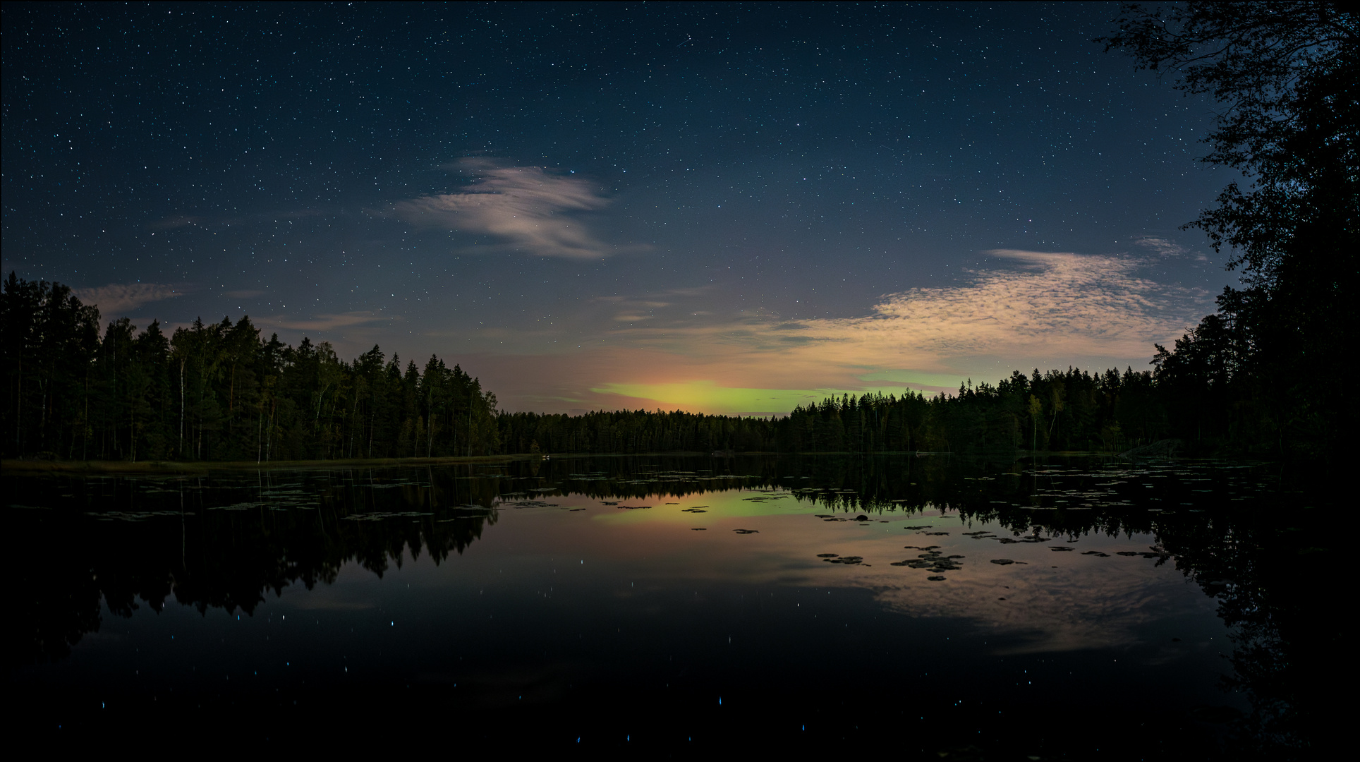 * Polarlicht am Myllyjärvi *