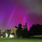 Polarlicht hinter der Wallfahrtskirche Maria Birnbaum