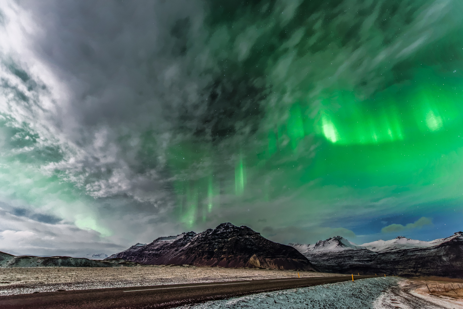 Polarlicht in den Wolken