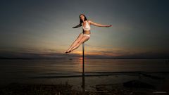 pole dance outdoor 06